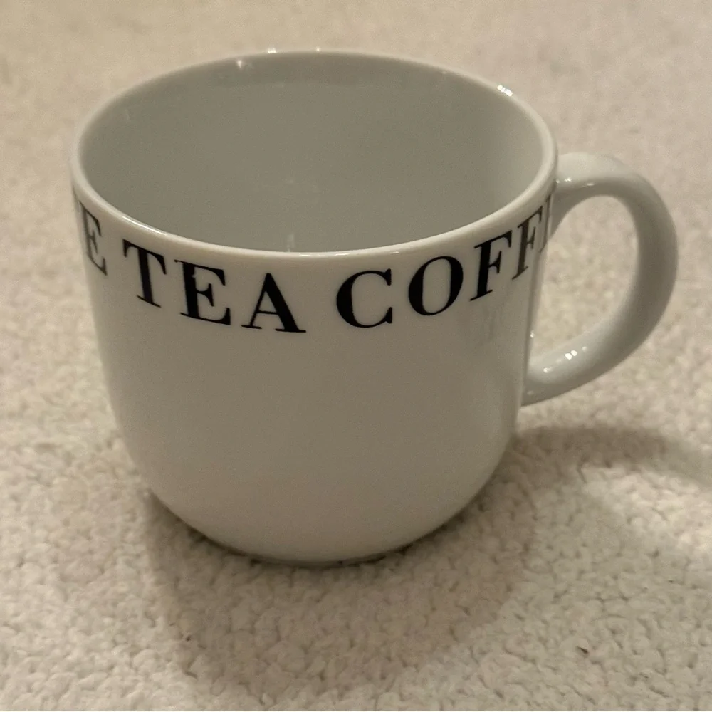 Crate & Barrel mugs Coffee Tea Hot Chocolate set of 2